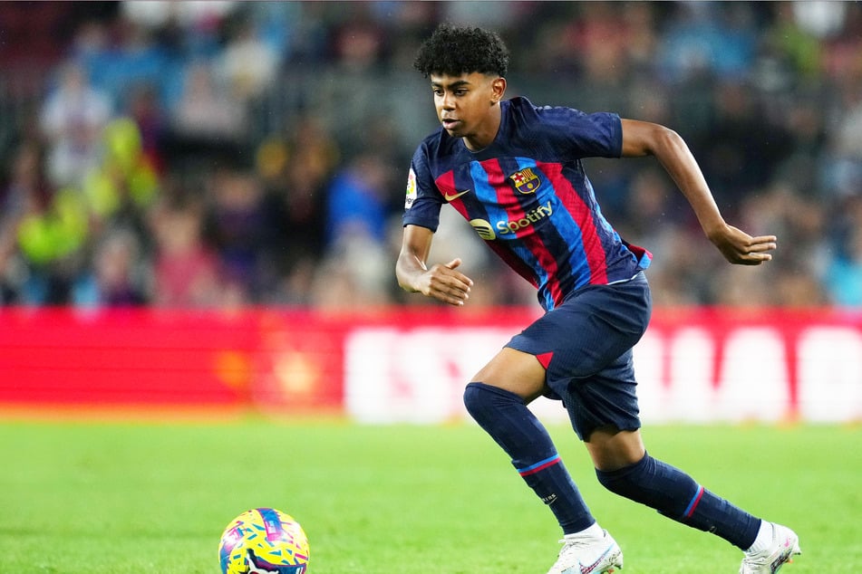 Lamine Yamal (15) ist der neue kommenden Superstar des FC Barcelona und feierte am Samstag sein Erstliga-Debüt bei den Katalanen.