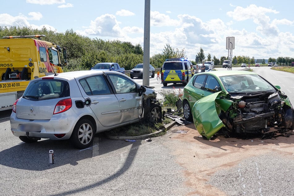 Auf der B173 in Grumbach hat es am Freitagmittag gekracht.