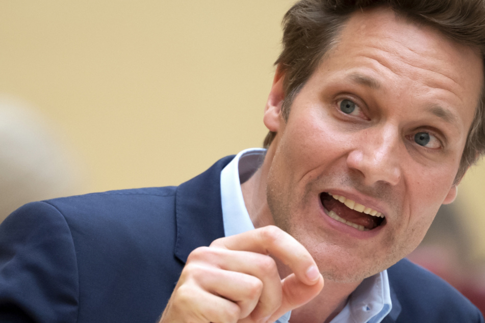 Grünen-Fraktionschef Ludwig Hartmann erklärt den Maßstab der Wirtschaftspolitik, den es im Zuge der Coronavirus-Krise anzulegen gilt.