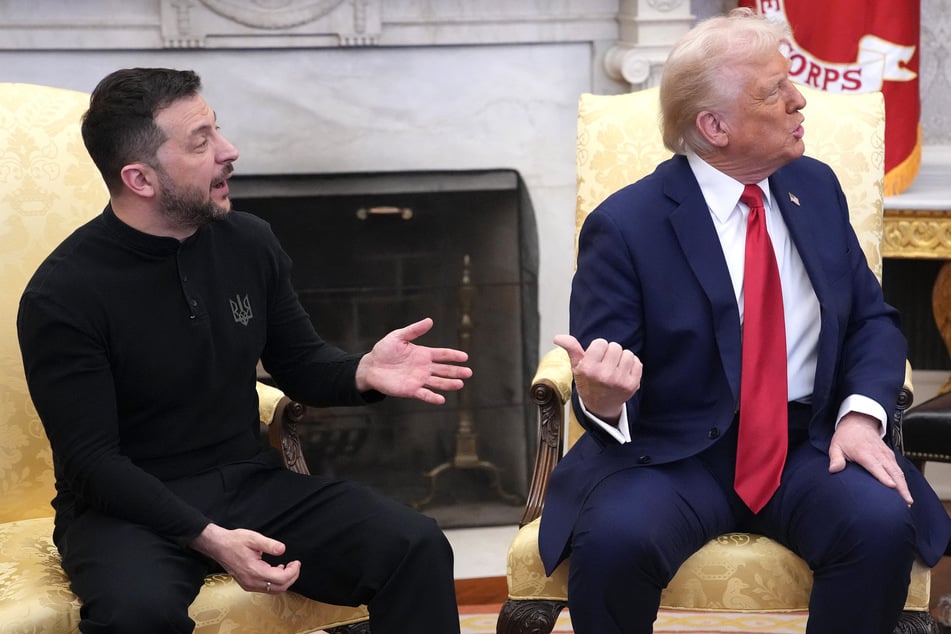 US President Donald Trump (r.) and Ukrainian President Volodymyr Zelensky (l.) meet in the Oval Office at the White House on Friday in Washington, DC.