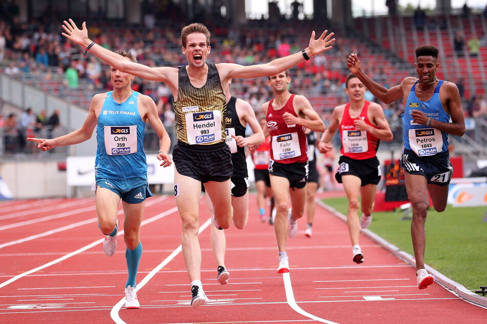 2018 wurde Sebastian Hendel (28, 2.v.l.) überraschend Deutscher Meister über 5000 Meter.