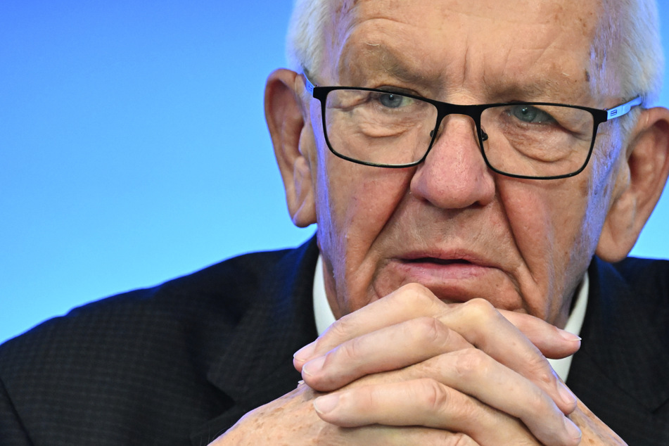 Winfried Kretschmann (75, Bündnis 90/Die Grünen) wird zum dringenden Handeln aufgefordert.