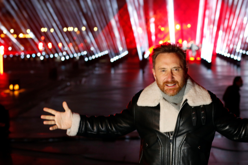 Star-DJ David Guetta lädt zu Silvestershow am Pariser Louvre ein