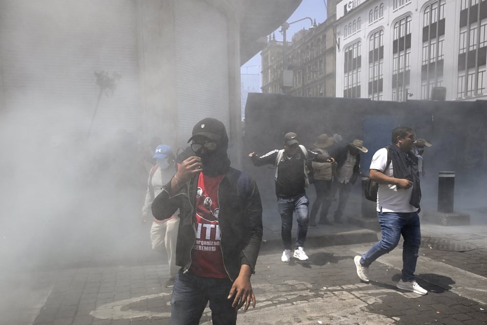Protestierende gerieten mit der Polizei aneinander.