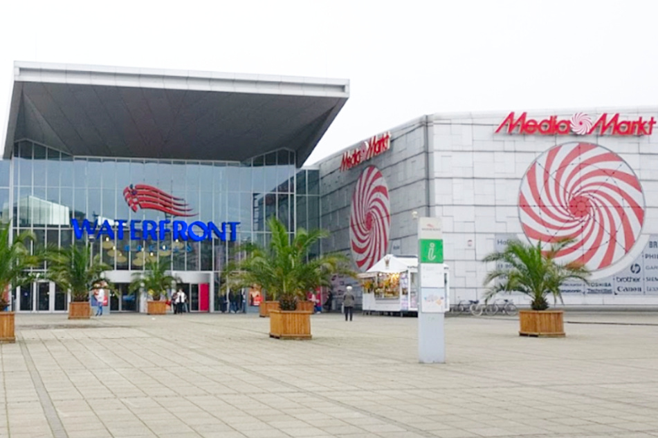 MediaMarkt Bremen-Waterfront - AG-Weser-Straße 3.