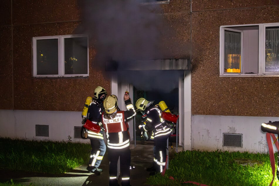 Durch den Brand war das Treppenhaus stark verraucht.