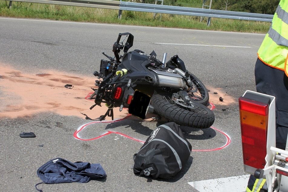 Für den Motorradfahrer kam jede Hilfe zu spät.