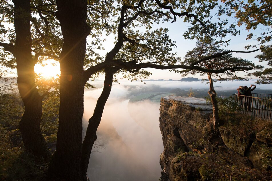 Besonders in der Region "Sächsische Schweiz" gibt es viele Kurorte. Der Tourismus ist durch die Corona-Krise in der Region zum Stillstand gekommen. (Archivbild).