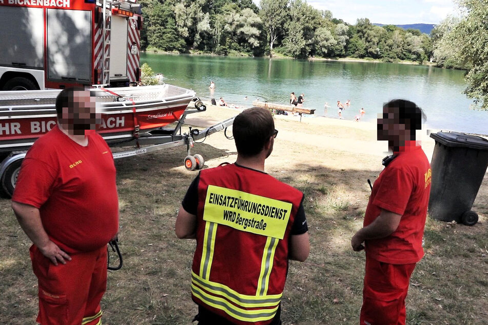 Rund eine halbe Stunde lang suchten die Einsatzkräfte nach dem untergegangenen 19-Jährigen.