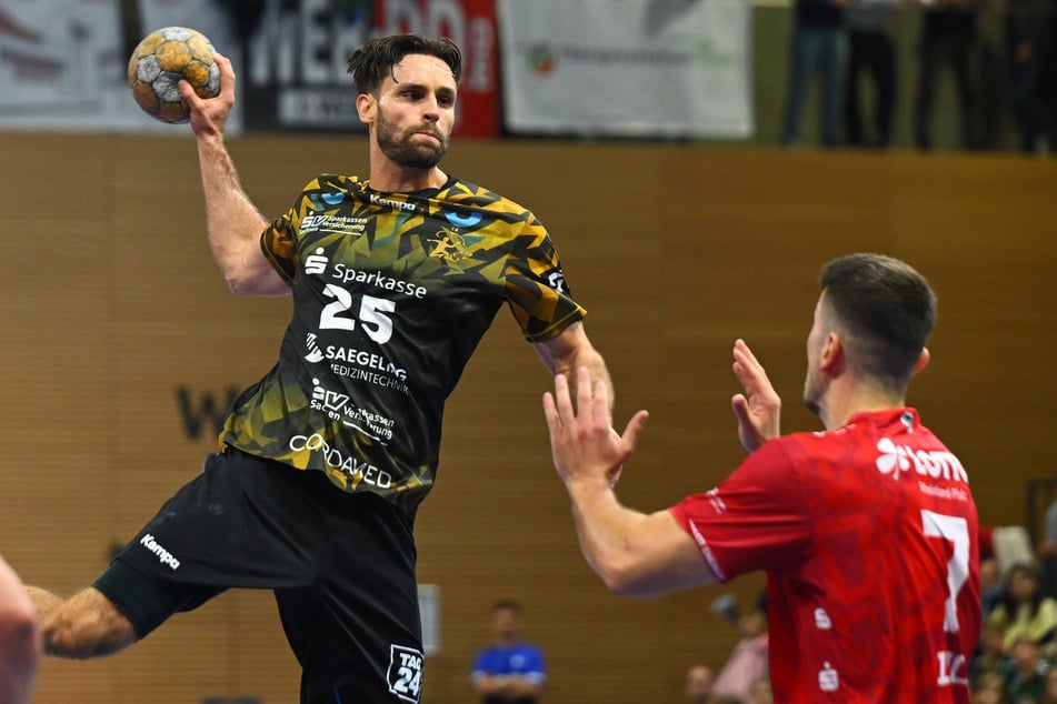 Ob Sebastian Greß (31, l.) oder ein anderer: Coach André Haber ist's egal, wer die Tore beim HC Elbflorenz wirft.