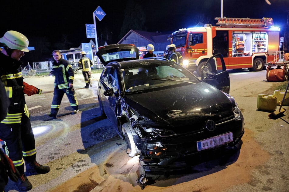 Der VW des Mannes ist nach dem Unfall ein wirtschaftlicher Totalschaden.