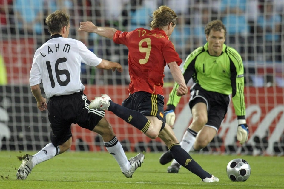 Im Tor machte sich Jens Lehmann besser als vor Gericht.