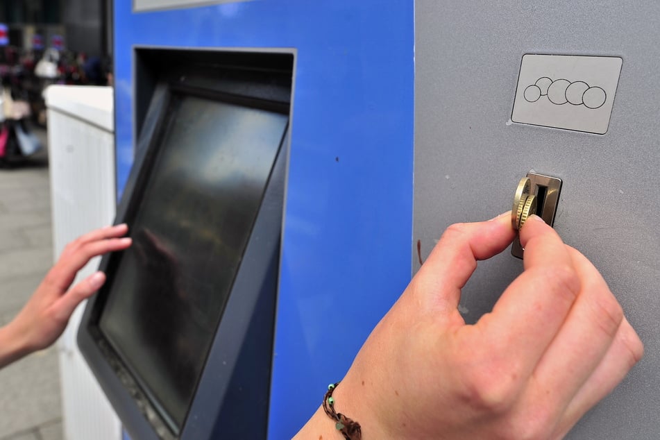 Die Preise für ÖPNV-Tickets steigen ab April in Chemnitz.