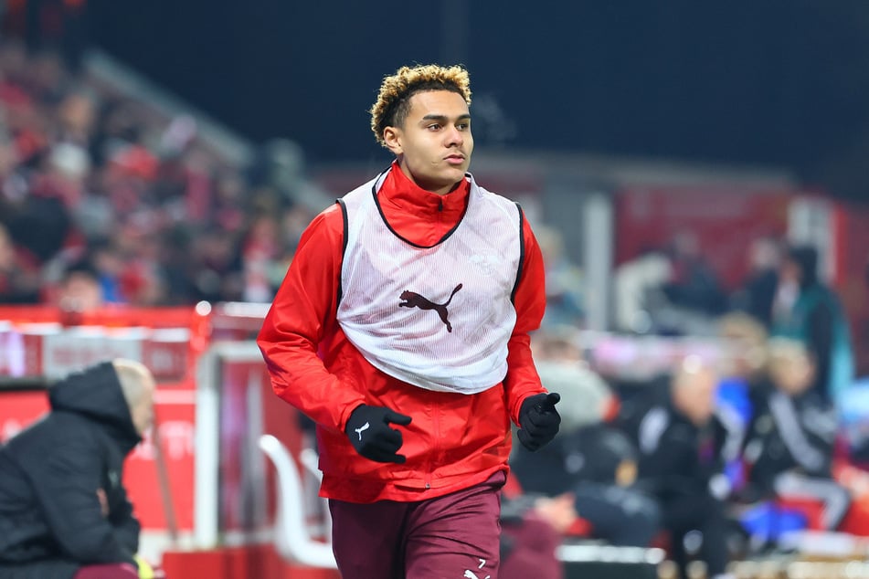 Antonio Nusa (21) ist bei RB Leipzig fest eingeplant. Für 50 Millionen Euro werden ihn die Sachsen nicht ziehen lassen.