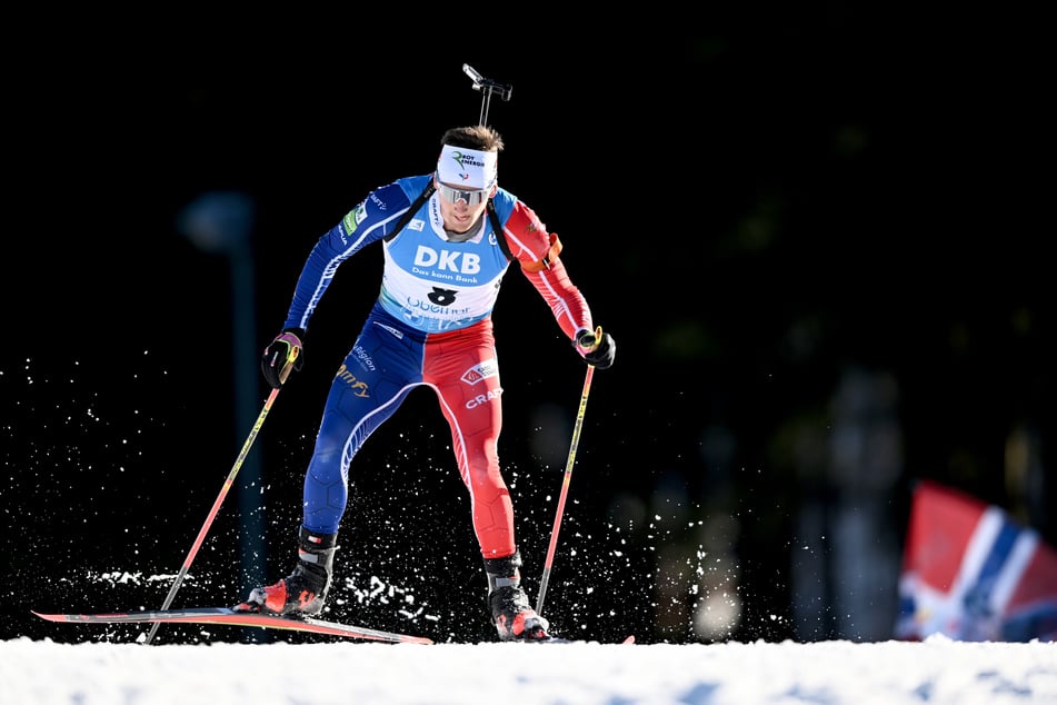 Emilien Claude (26) wurde mit der französischen Staffel bei der WM 2025 in Lenzerheide Zweiter.