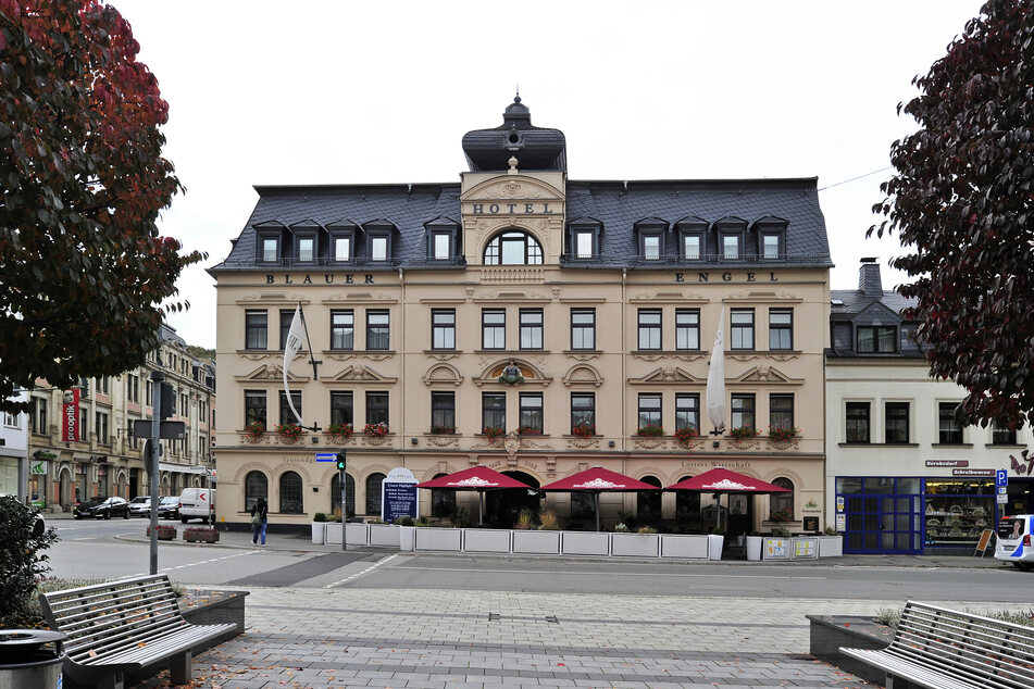Das Hotel Blauer Engel mit Restaurant am Auer Altmarkt.