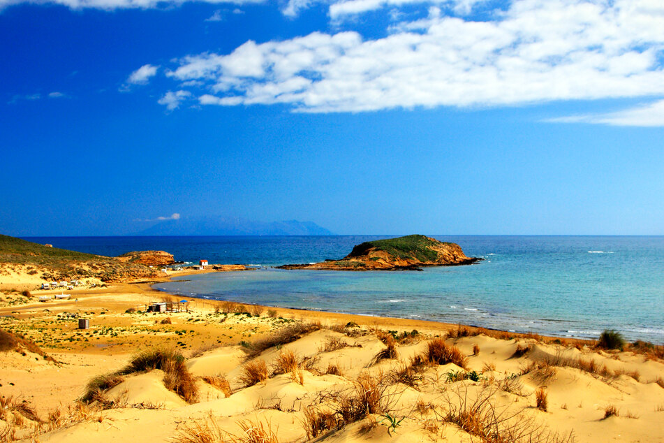 Das sind die berühmten Sanddünen auf Limnos in der Nähe von Gomati.