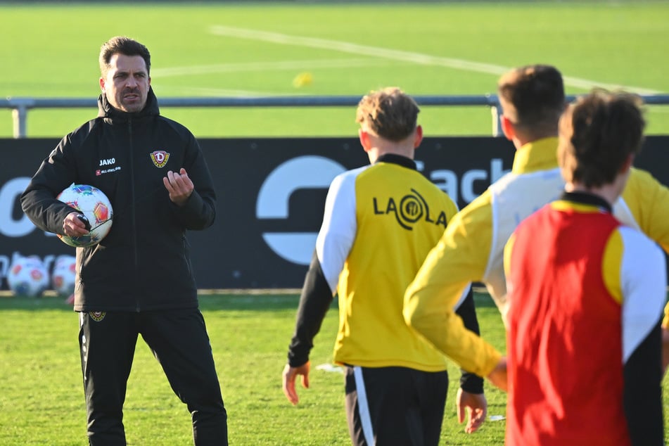 Dynamo-Trainer Thomas Stamm (42, l.) wird am Freitag wieder dabei sein. Im Vorjahr fand er es "sehr bewegend".