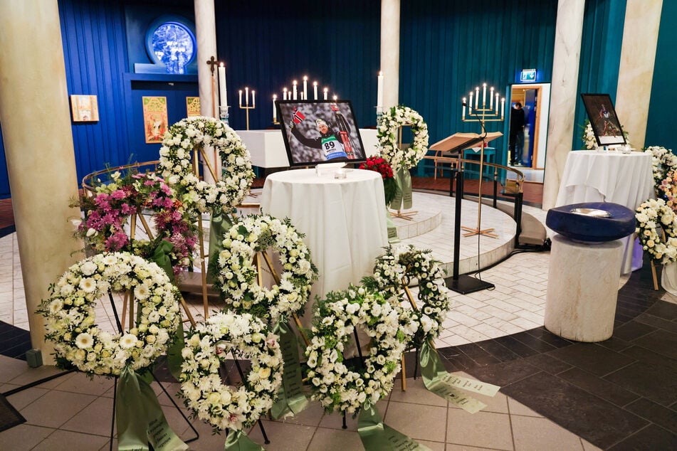 Die Trauerfeier für Sivert Guttorm Bakken (†27) wurde in der Nordre-Ål-Kirche in Lillehammer abgehalten.