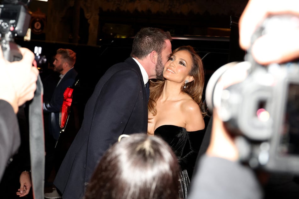 Jennifer Lopez and Ben Affleck may be rekindling their romance as the two were spotted packing on the PDA on Saturday – despite their recent divorce.