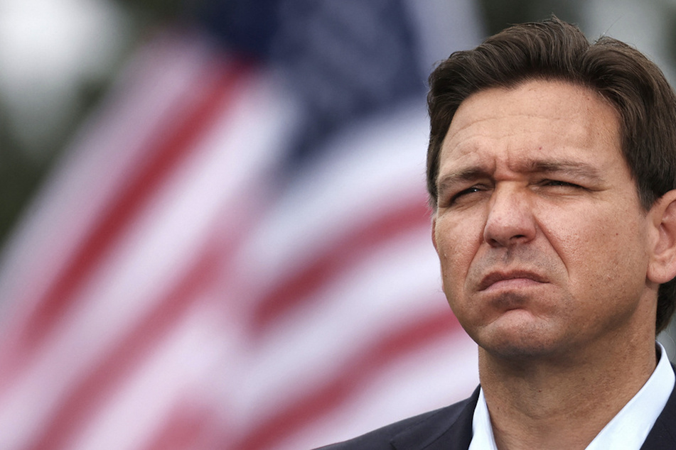 Head of Ron DeSantis super PAC steps down after strategy meeting incident