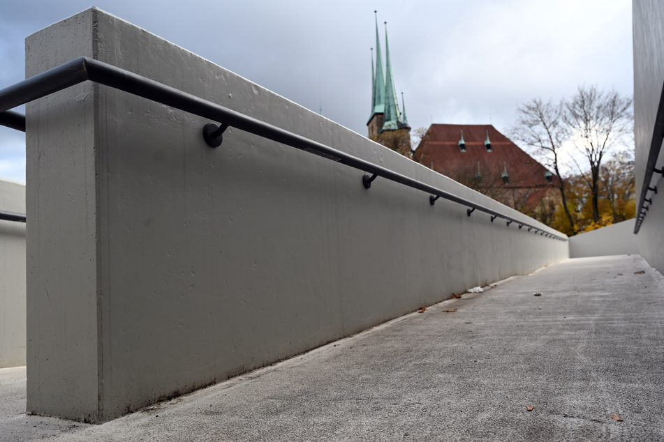 Melanie Panier will, dass barrierefreie Wege via Google Maps angezeigt werden. (Symbolbild)