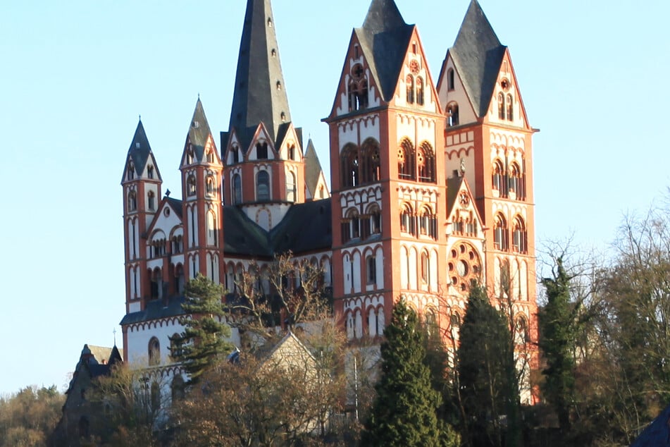 Die Stadt Limburg an der Lahn ist weithin wegen ihres markanten Doms bekannt.