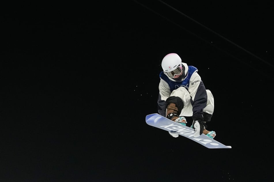 Mit spektakulären Tricks schnappte sich Yuto Totsuka Gold in der Halfpipe.