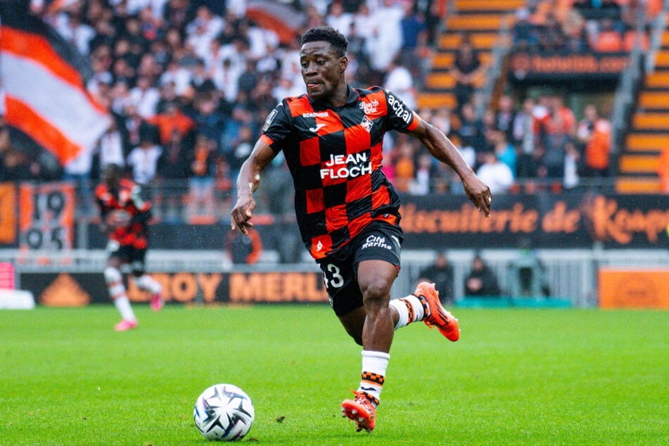 Arsène Kouassi (22) kann bereits in seiner ersten Saison in der Ligue 1 überzeugen und erregt das Interesse vieler größerer Klubs.