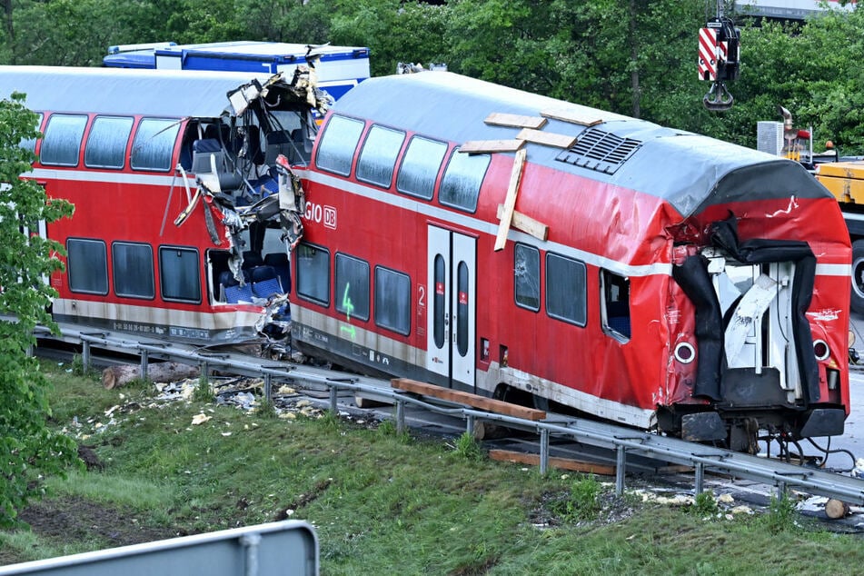 Zugunglück mit fünf Toten in Bayern: Experte sieht Fehler im System