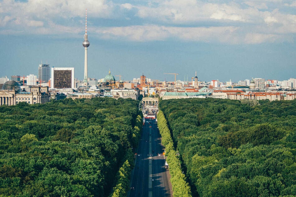 TAG24 verrät Euch, wie das Wetter in Berlin heute wird. (Foto: © unsplash/Adam Vradenburg)