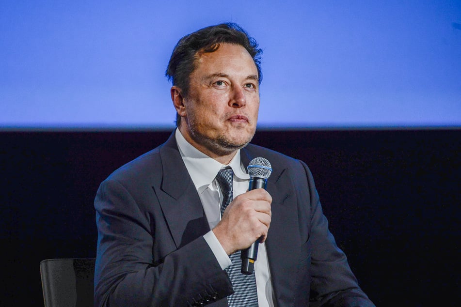 Tesla-Gründer Elon Musk (51) ist nicht mehr am Kauf des Online-Dienstes Twitter interessiert.
