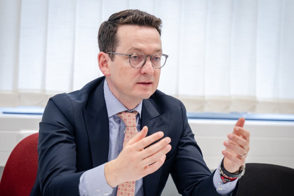 Jens Kieselstein (45, FDP) kritisiert die Verwaltung.