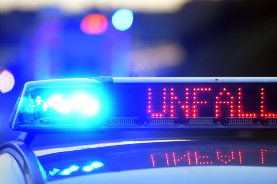 Auf der A4 überschlug sich am Mittwoch ein Jaguar mehrfach. (Symbolfoto)