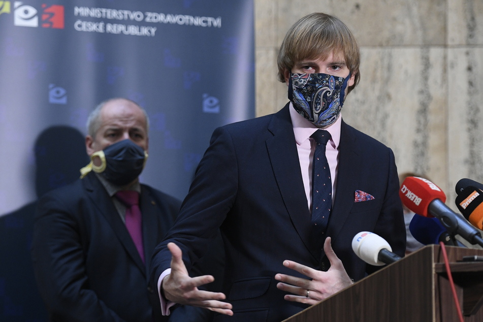 Adam Vojtech, Gesundheitsminister von Tschechien, spricht auf einer Pressekonferenz in Prag über die Entwicklung von COVID-19.