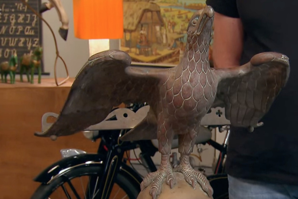 Dieser Adler aus Bronze sorgte bei "Bares für Rares" für einen Bieter-Höhenflug.