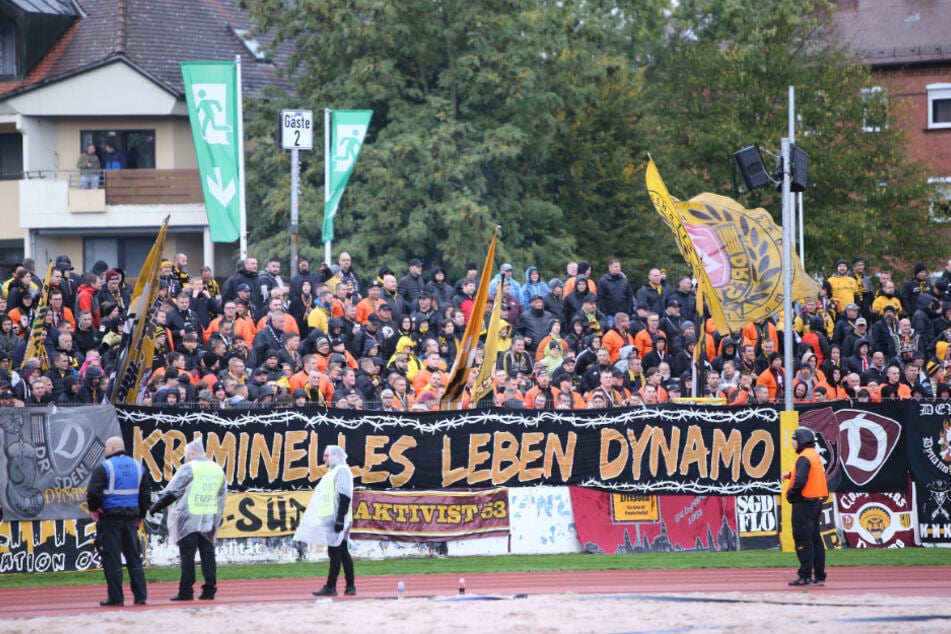 Zahlreiche Dynamo-Fans nahmen die Reise nach Bayreuth auf sich, doch einige wenige sorgten mit ihrem Fehlverhalten für Fassungslosigkeit.