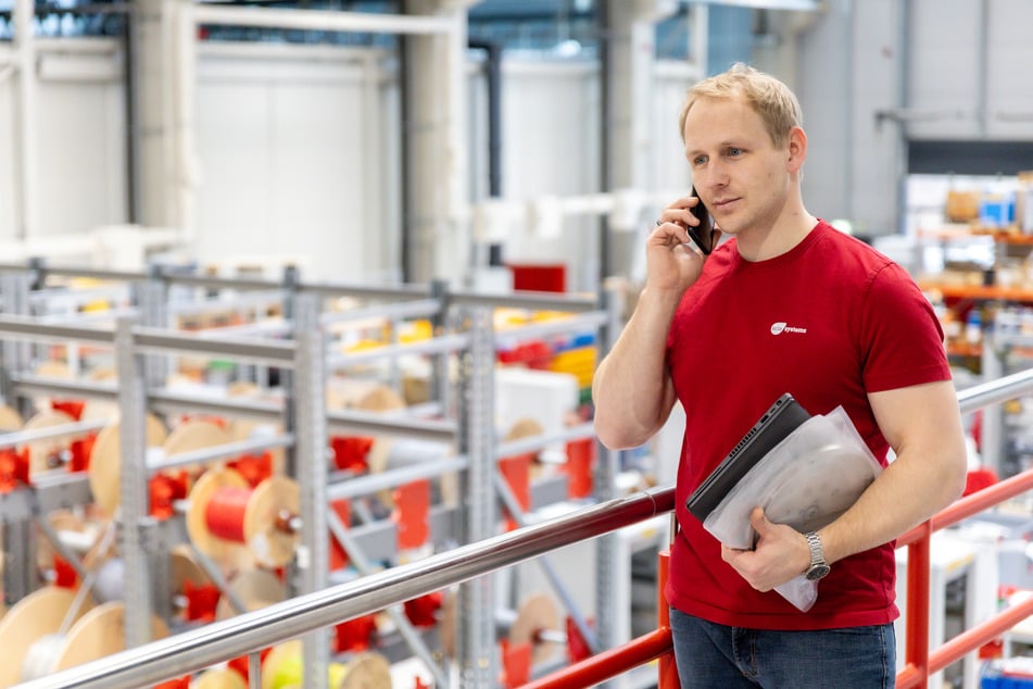 Vertriebsingenieure (m/w/d) betreuen die vielfältigen Kunden von scia Systems.