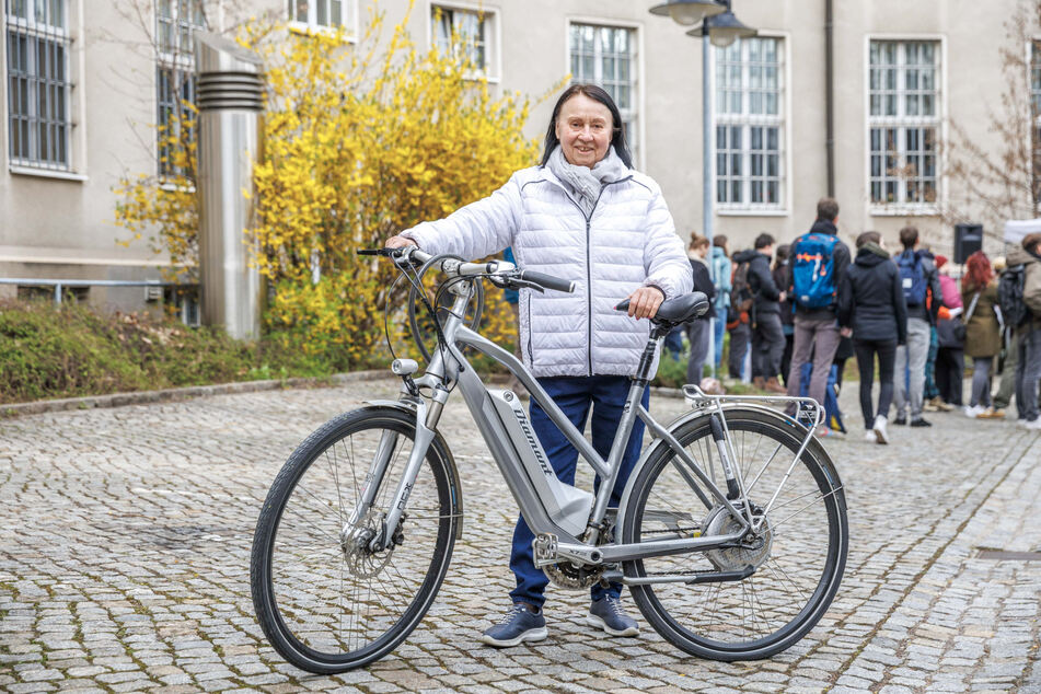 Für dieses Rad bot Rentnerin Hannelore Werner (73) am meisten. Für ein E-Bike sind 105 Euro allerdings ein Schnäppchen.