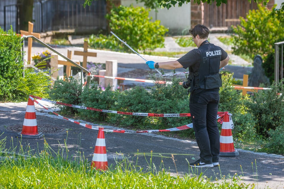 Auch vor einem Anschlag auf eine Trauergemeinde schreckten Mitglieder einer der rivalisierenden Banden nicht zurück. (Archivbild)