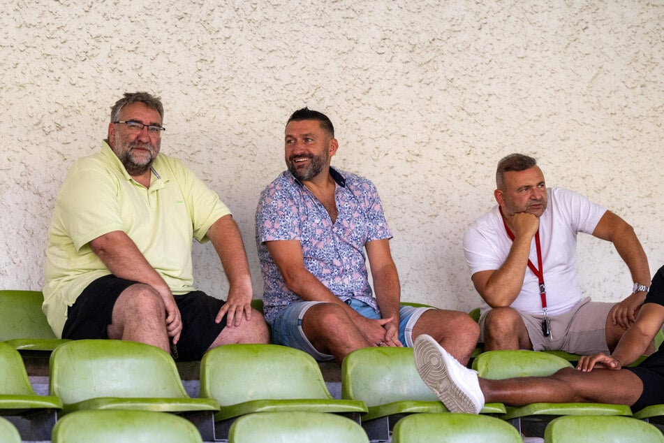 Die langjährige Führungstroika der VSG aus Marco Schröder (53, l. Abteilungsleiter Fußball), Torsten Mattuschka (45, M. Sportlicher Leiter) und Daniel Böhm (49, Geschäftsführer) bekommt Unterstützung.