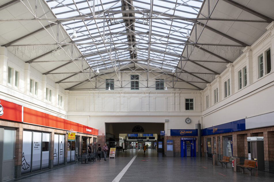 Zum Kulturhauptstadt-Jahr 2025 soll der Hauptbahnhof in einem neuen Licht erstrahlen.
