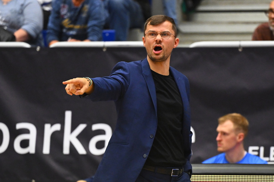 Titans-Trainer Fabian Strauß (30) ärgerte sich nach der zweiten Niederlage in Folge mächtig.