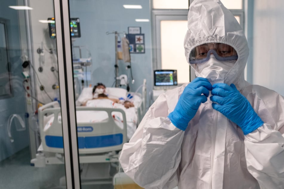 Auf den Intensivstationen in Hessen wurden zuletzt 225 Corona-Intensivpatienten gezählt. (Symbolbild)