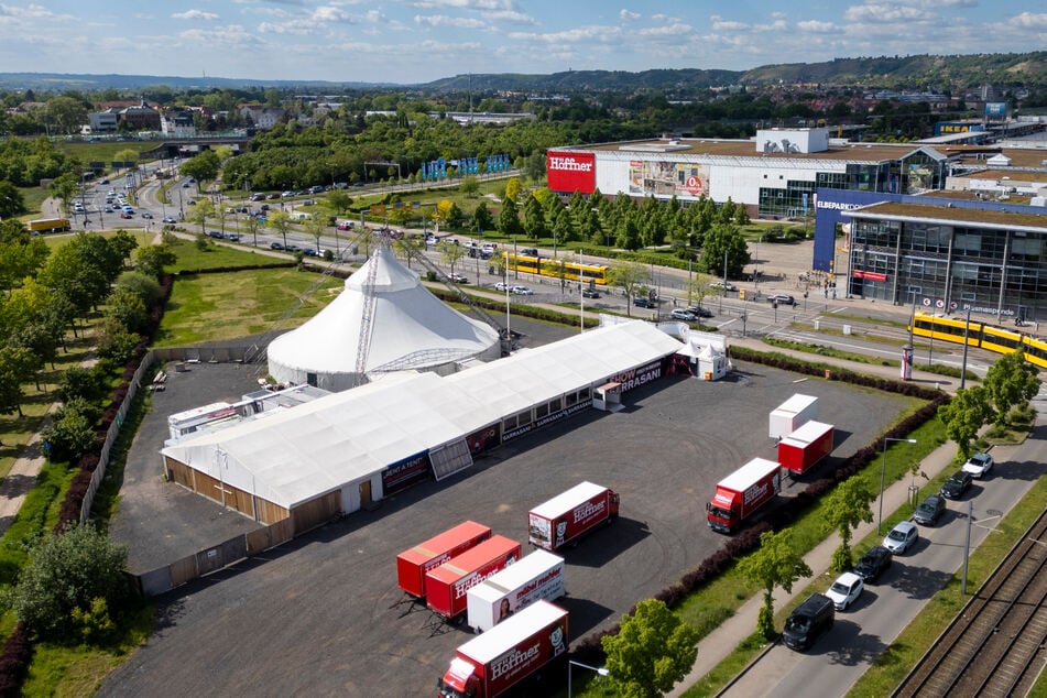 Das Sarrasani-Zelt stand seinerzeit am Elbepark.
