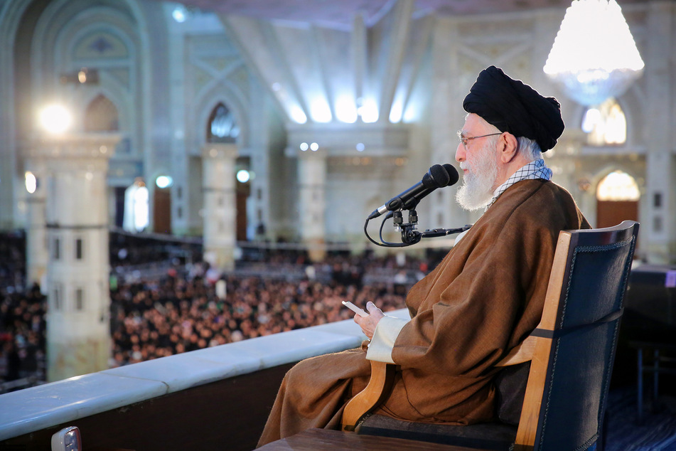 Irans Staatsoberhaupt Ajatollah Ali Chamenei (84).