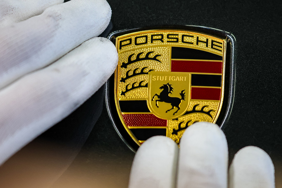Der Autoriese Porsche beklagt ein Minus aus China und Nordamerika. (Symbolbild)