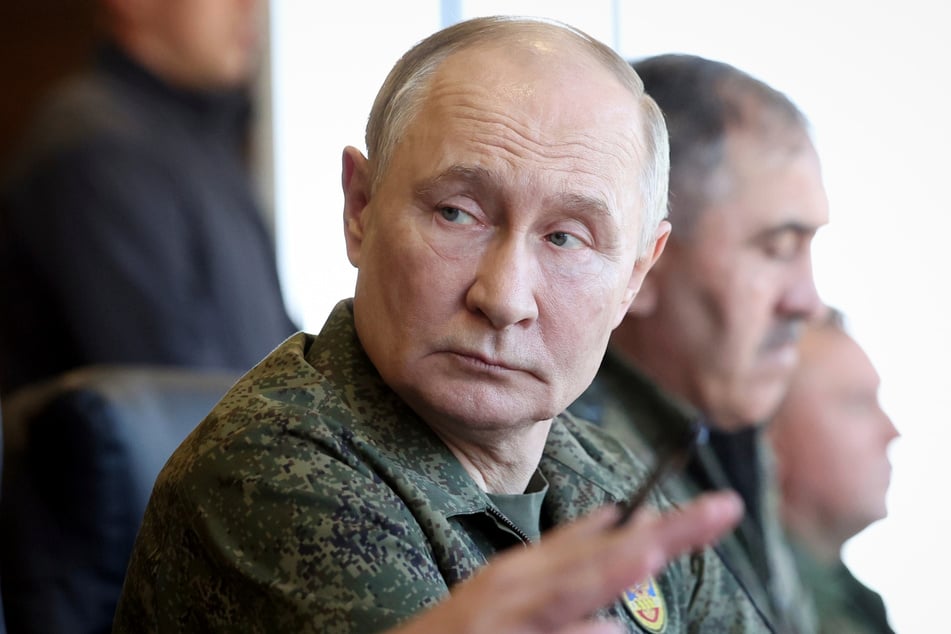 Der russische Präsident Wladimir Putin (72) scheint wohl selbst auf einen noch lange andauernden Krieg hinzuarbeiten.