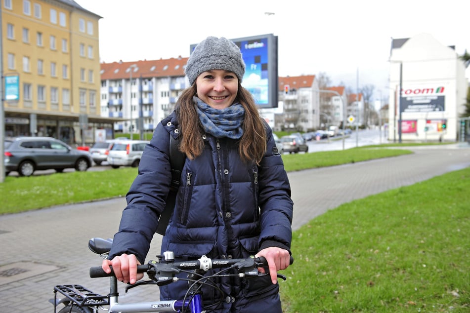 Sabine Springer (28) von der TU Chemnitz forscht zu den Gefahren für Radfahrer in der Stadt.