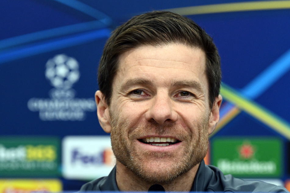 Trainer Xabi Alonso (43) muss am heutigen Mittwochabend ohne den Angreifer auskommen.